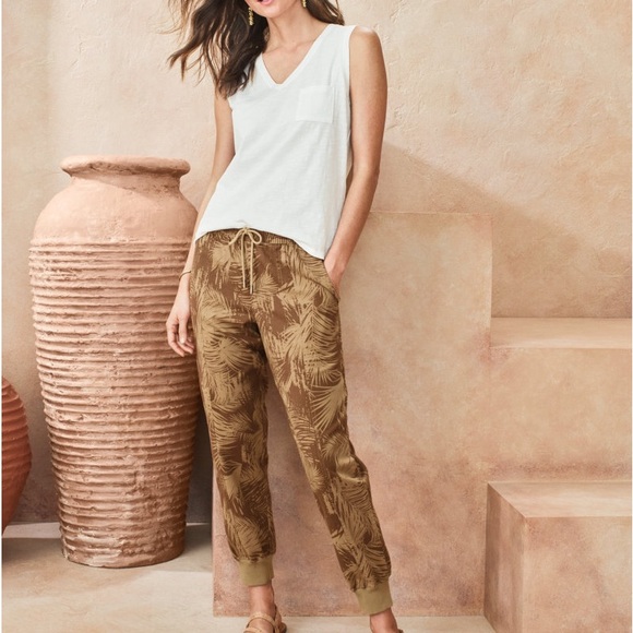 Garnet Hill Salt-Washed Chino Joggers Size Medium - Picture 1 of 6